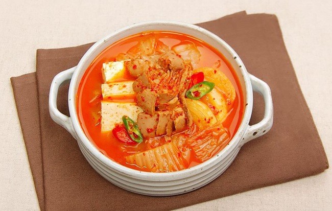 Cách nấu canh kim chi cải thảo sườn non - DTBTAAu